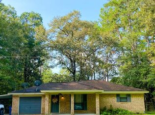 217 W Black Gum Ln, Village Mills, TX 77663