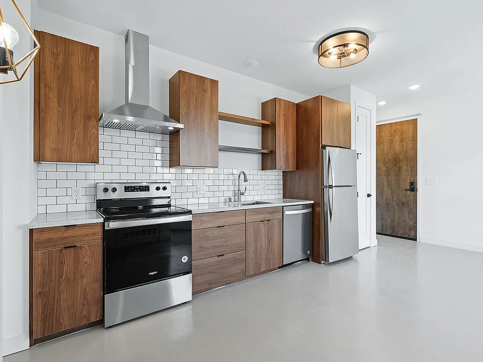 Laurel Apartments