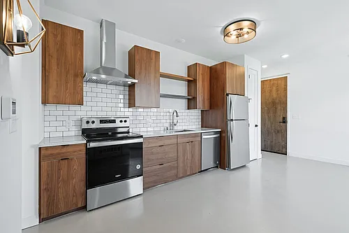 Laurel Apartments Photo 1