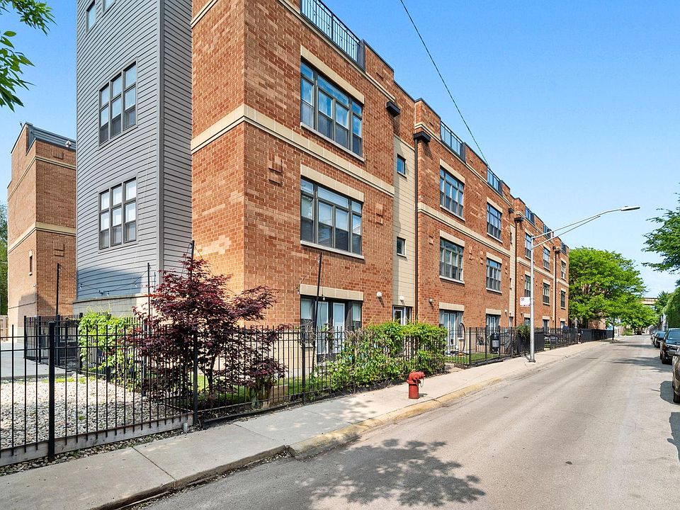 1st image of 2316 W Bloomingdale Ave APT D