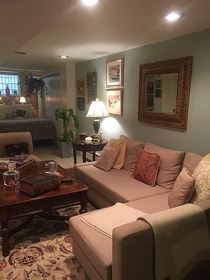 Rented by Amit Aulakh LREB | media 10