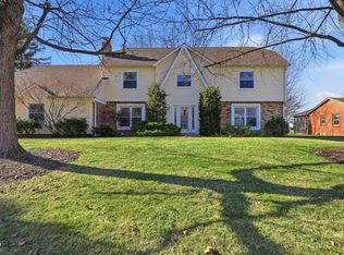 415 Oxford Dr, Noblesville, IN 46062