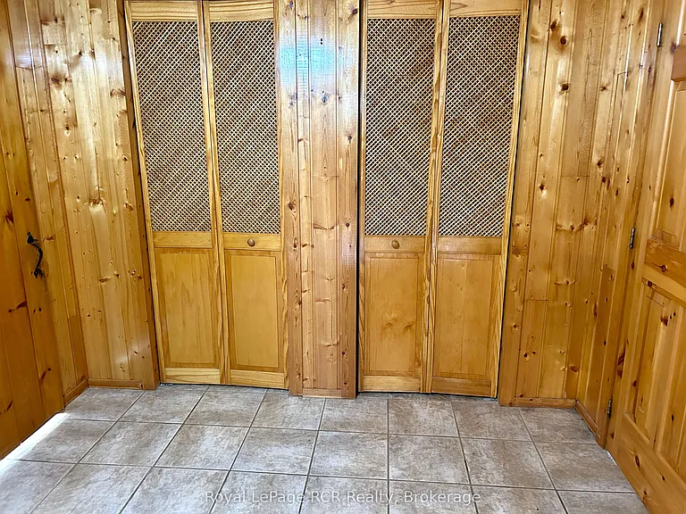 324097 The Glen Rd — Photo 11