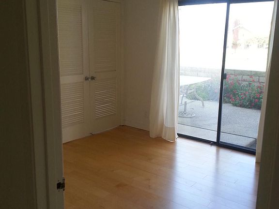 2nd image of 4995 Paseo Segovia