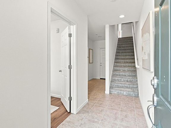 5th image of 536 S 22nd St