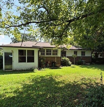 2nd image of 2864 Valley Ridge Dr