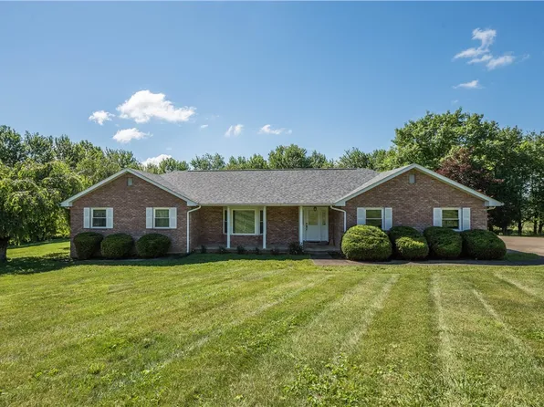 1607 Millers Run Rd, Mc Donald, PA 15057