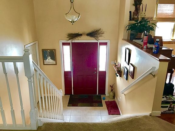 Unique Entryway