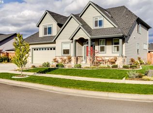 2527 Cumberland Dr, Eugene, OR 97408