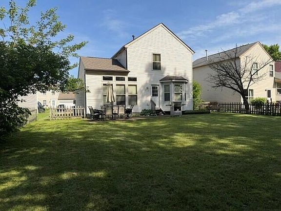 3rd image of 2269 Brookbank Dr