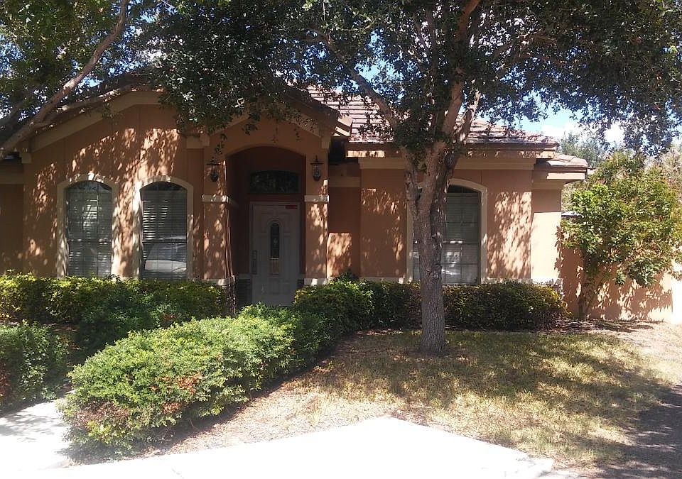 1st image of 633 E Sandyhills Ave