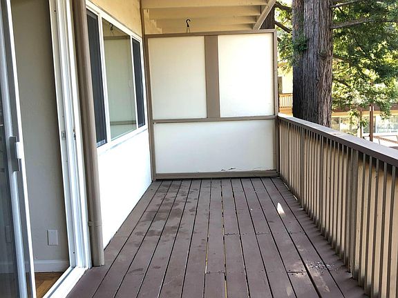 5th image of 1115 Sir Francis Drake Blvd #11