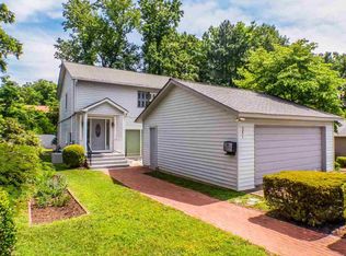 281 Tennis Dr, Charlottesville, VA