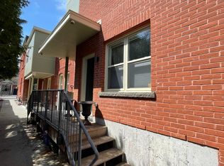 192 Stanley Ave #C, Ottawa, ON K1M 1P3