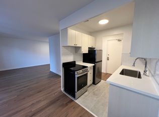 27 Gamble Ave #606, Toronto, ON M4K2H5