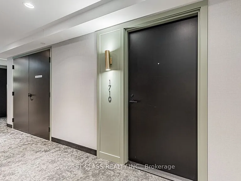 60 Shuter St #1710 — Photo 3