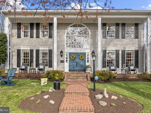 7975 Bolling Dr, Alexandria, VA 22308