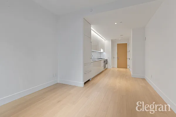 Rented by (Legacy) Elegran | media 38