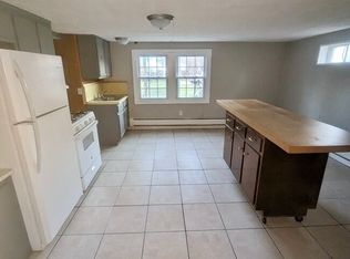 88 Elizabeth Ann Dr #A, East Haven, CT 06512