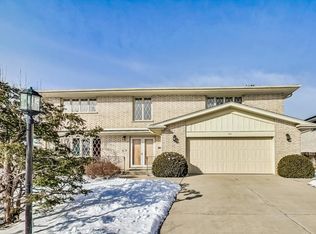 168 E Edgemont Ln, Park Ridge, IL 60068