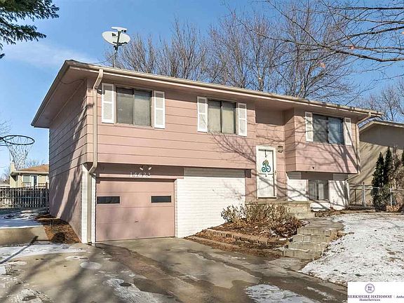 3rd image of 14622 Borman St