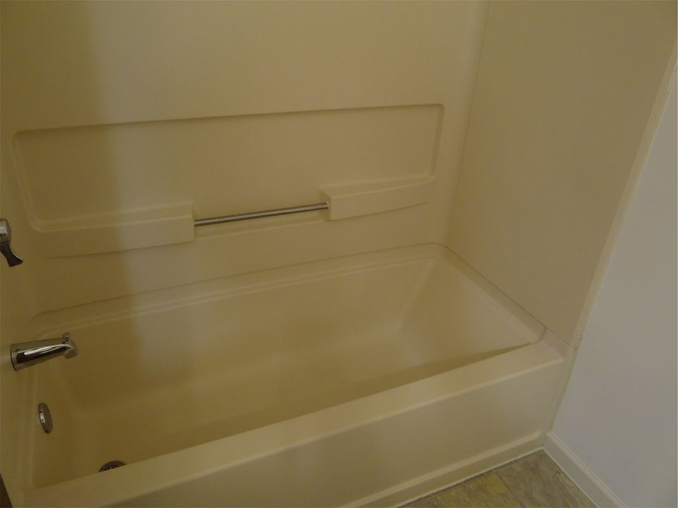 2nd image of W246N6700 Champeny Ct