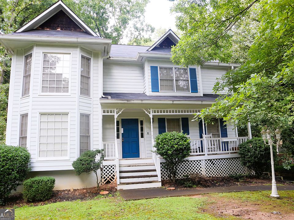 1st image of 220 Creekwood Trl