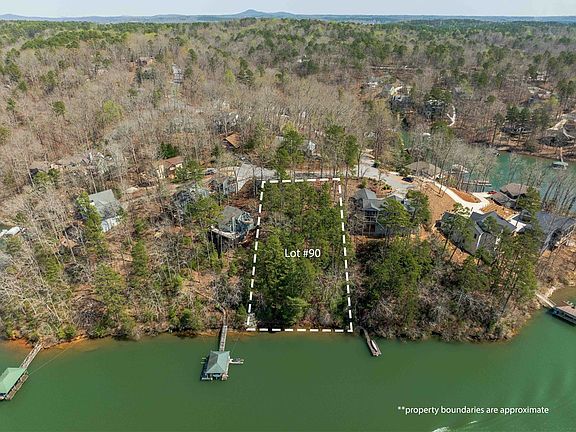 3rd image of 65 Mainsail Dr