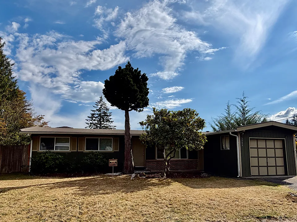 3906 176th Pl SW