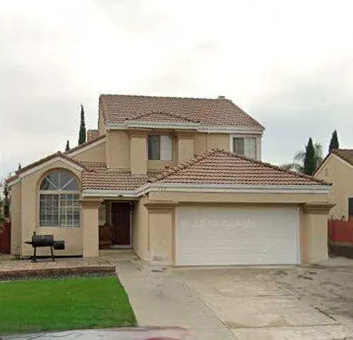 648 Fox Pointe Rd Photo 1