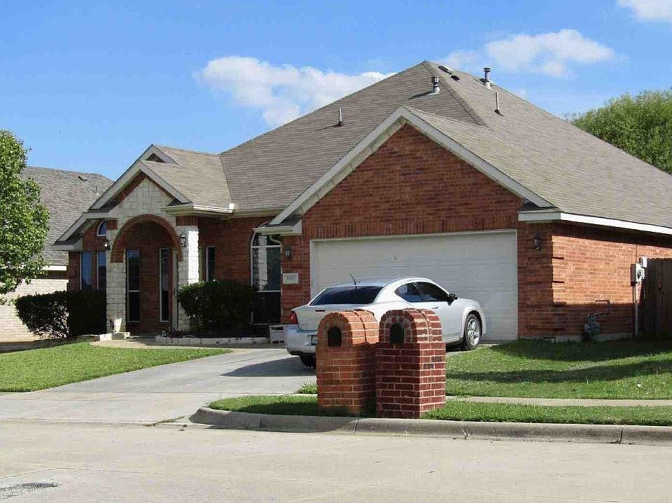 1st image of 8361 Summer Park Dr