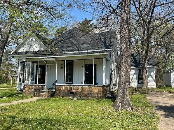 110 Oak St, Alma, AR 72921
