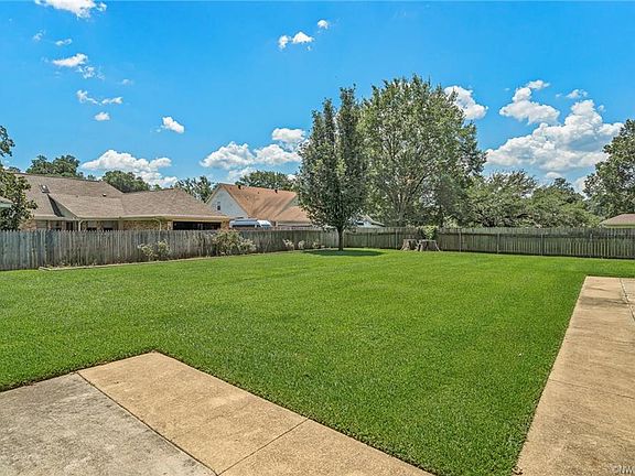 4th image of 2206 Landau Ln