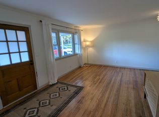 5109 Parish Dr, Roeland Park, KS 66205