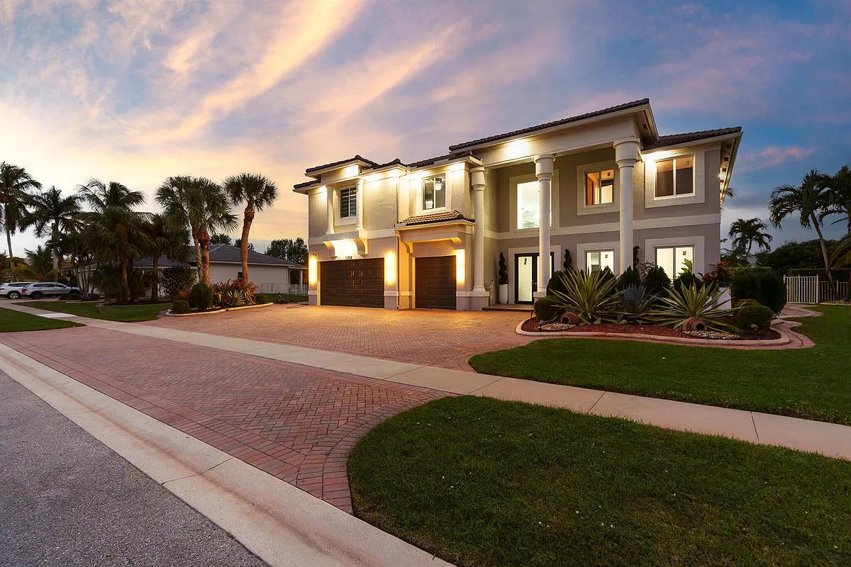Building Photo - 11352 Regatta Ln