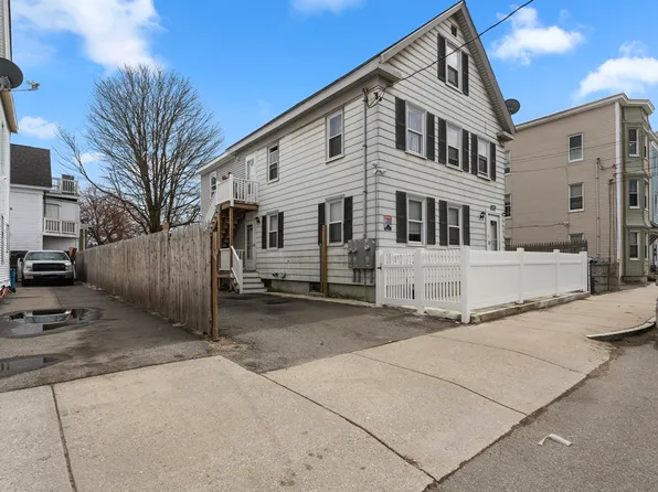 218 Water St, Lawrence, MA 01841