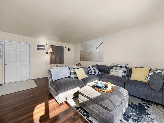 5th image of 4221 Darwin Way