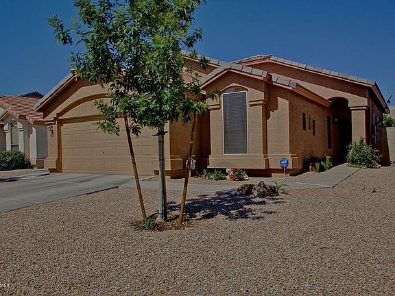 3rd image of 1116 S Sierra St