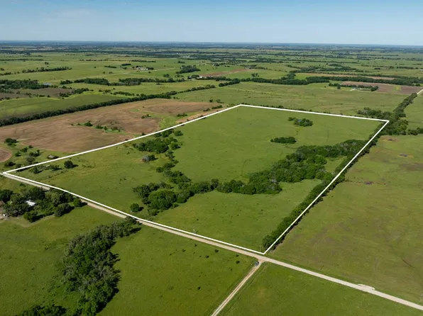 3173 Road P, Admire, KS 66830