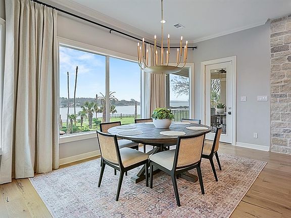 2nd image of 18740 Palm Beach Blvd