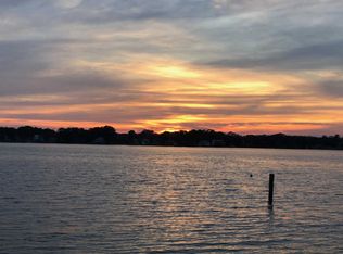 615 Nelson Point Rd, Niceville, FL 32578