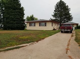 1100 Central St, Oxford, NE 68967