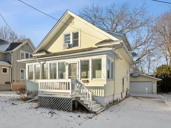 128 Dewey St, Brillion, WI 54110