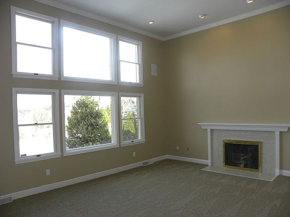 Grand 2-Story Family Room!