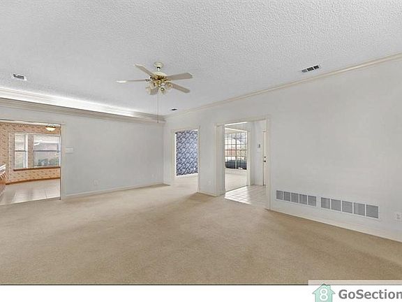 3rd image of 3106 Dogwood Trl