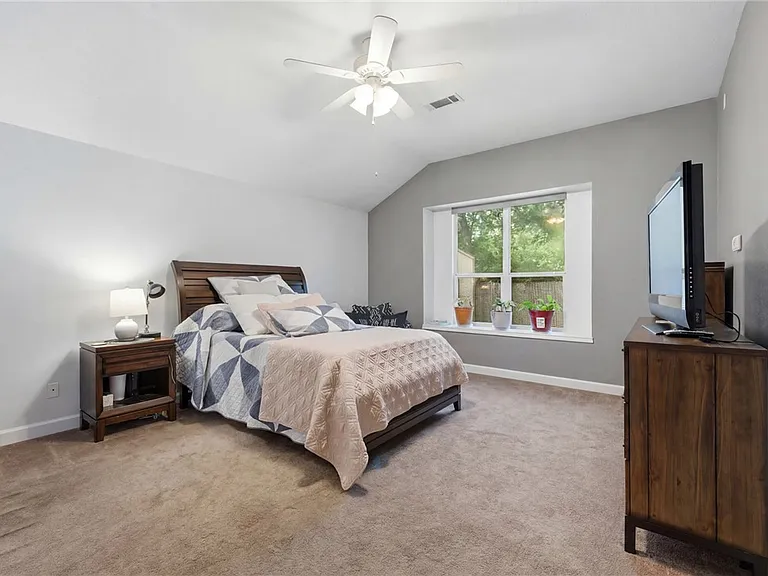 2805 Muirwood Ct — Photo 11
