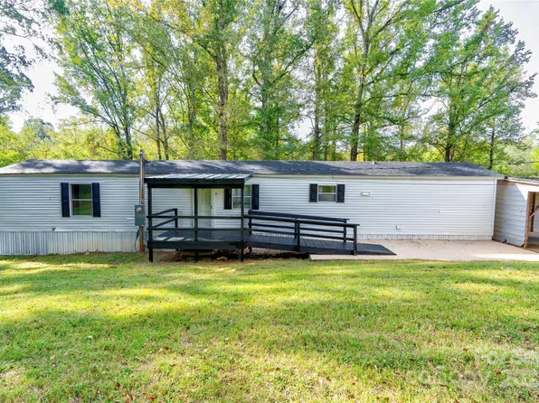 5061 Pecan Dr, Shelby, NC 28152