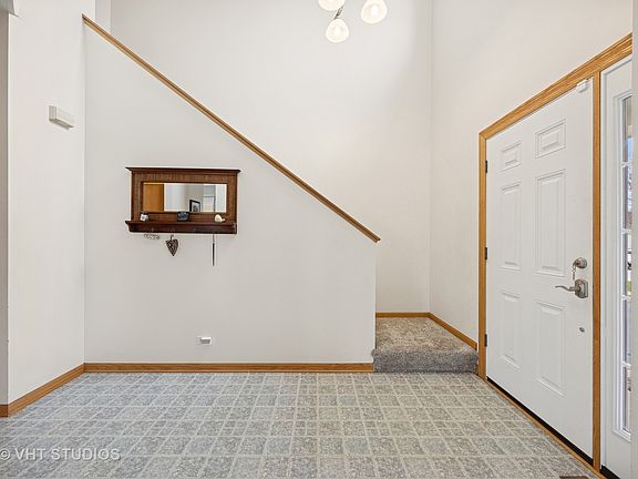 2nd image of 9764 Bedford Dr