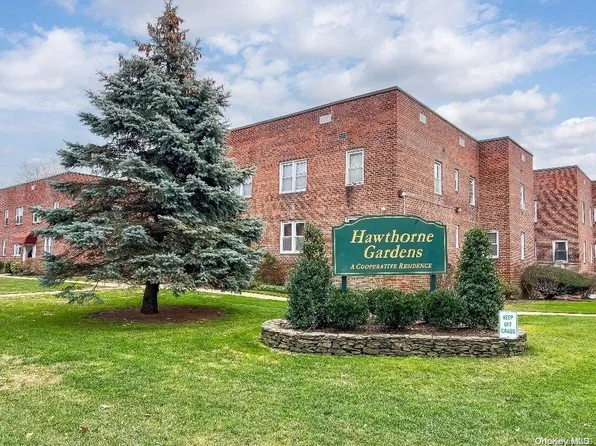 141 Smith Street #C25, Freeport, NY 11520