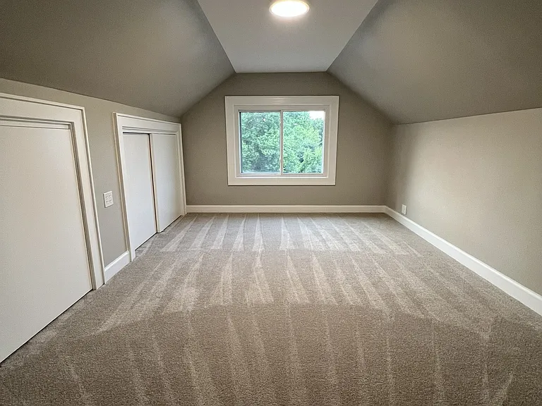 1427 Madison Ave — Photo 3